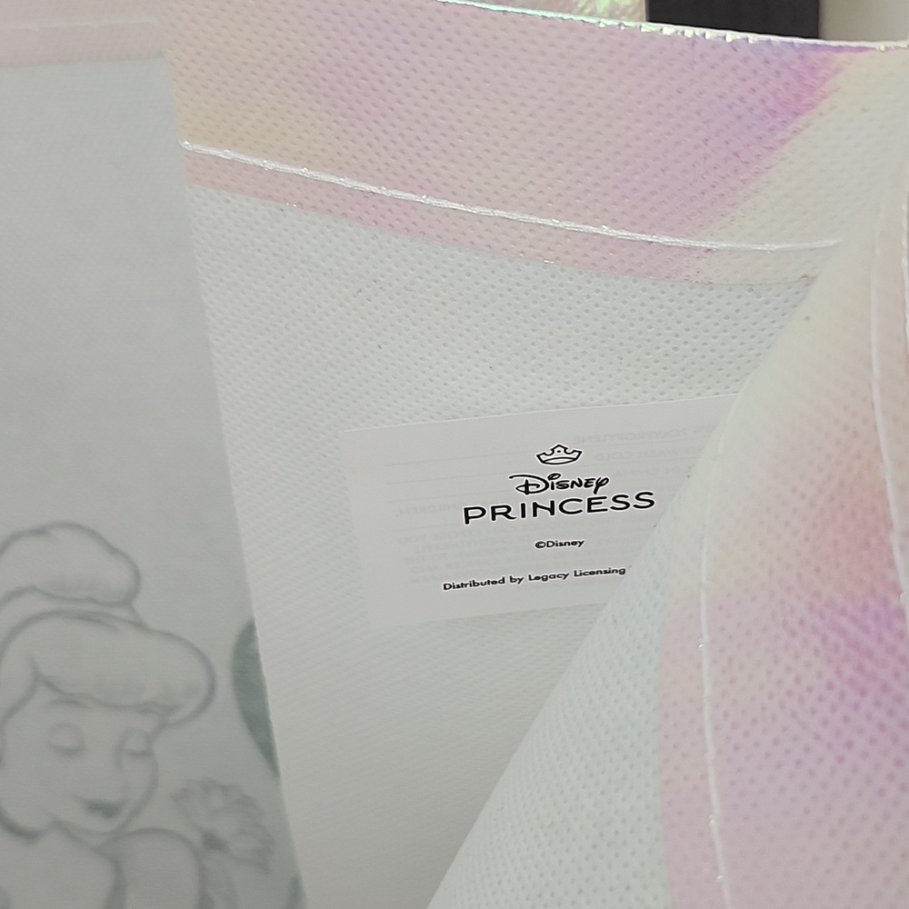 Set of Disney Princess Reusable Totes with a Bonus Silver Tote - Picture 7 of 16